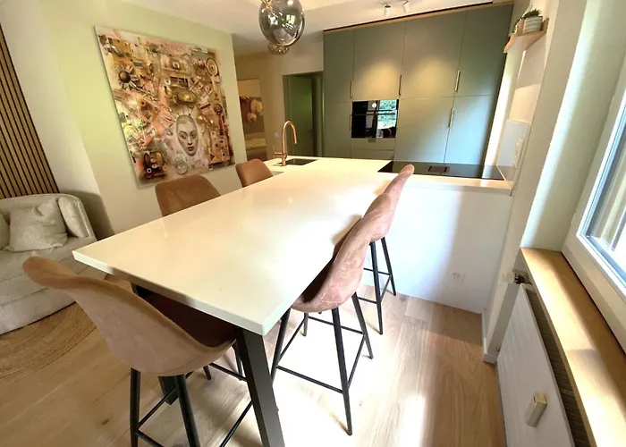 Laerchenwald 1703 * Leukerbad